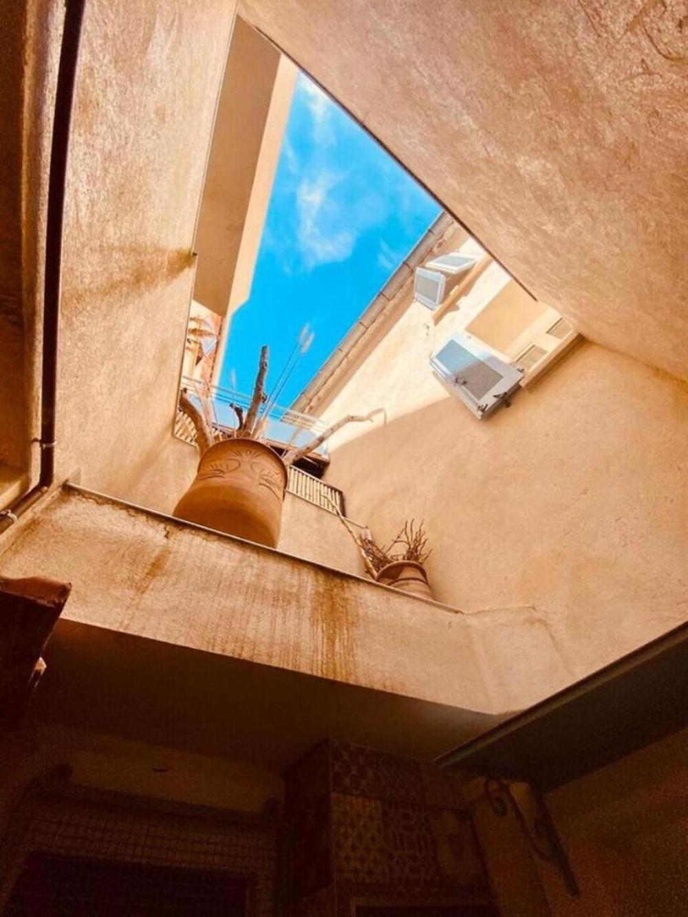 « Douce Nuit Medievale » Hyères Exteriör bild